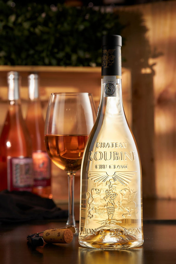 Rubine Lion & Dragon